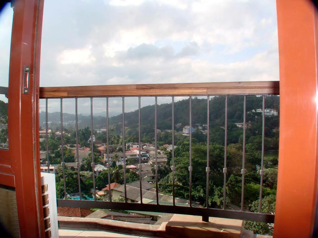 Piumara Residence Kandy Eksteriør billede